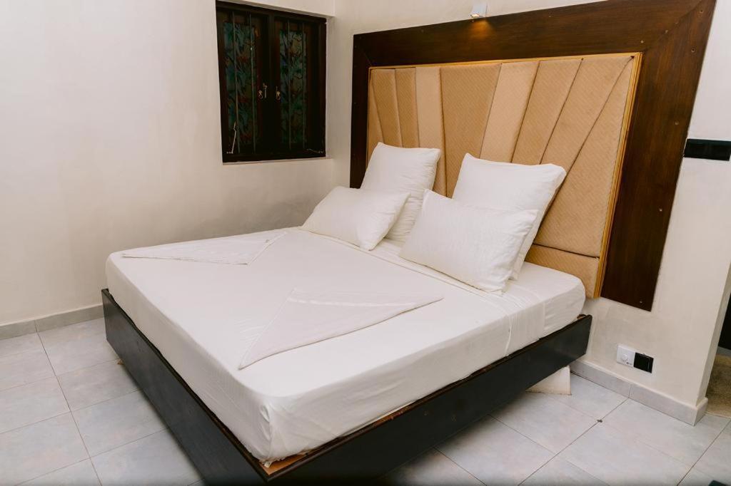Romantic Garden Hotel Negombo Extérieur photo