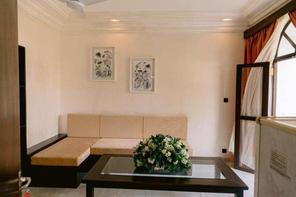 Romantic Garden Hotel Negombo Extérieur photo
